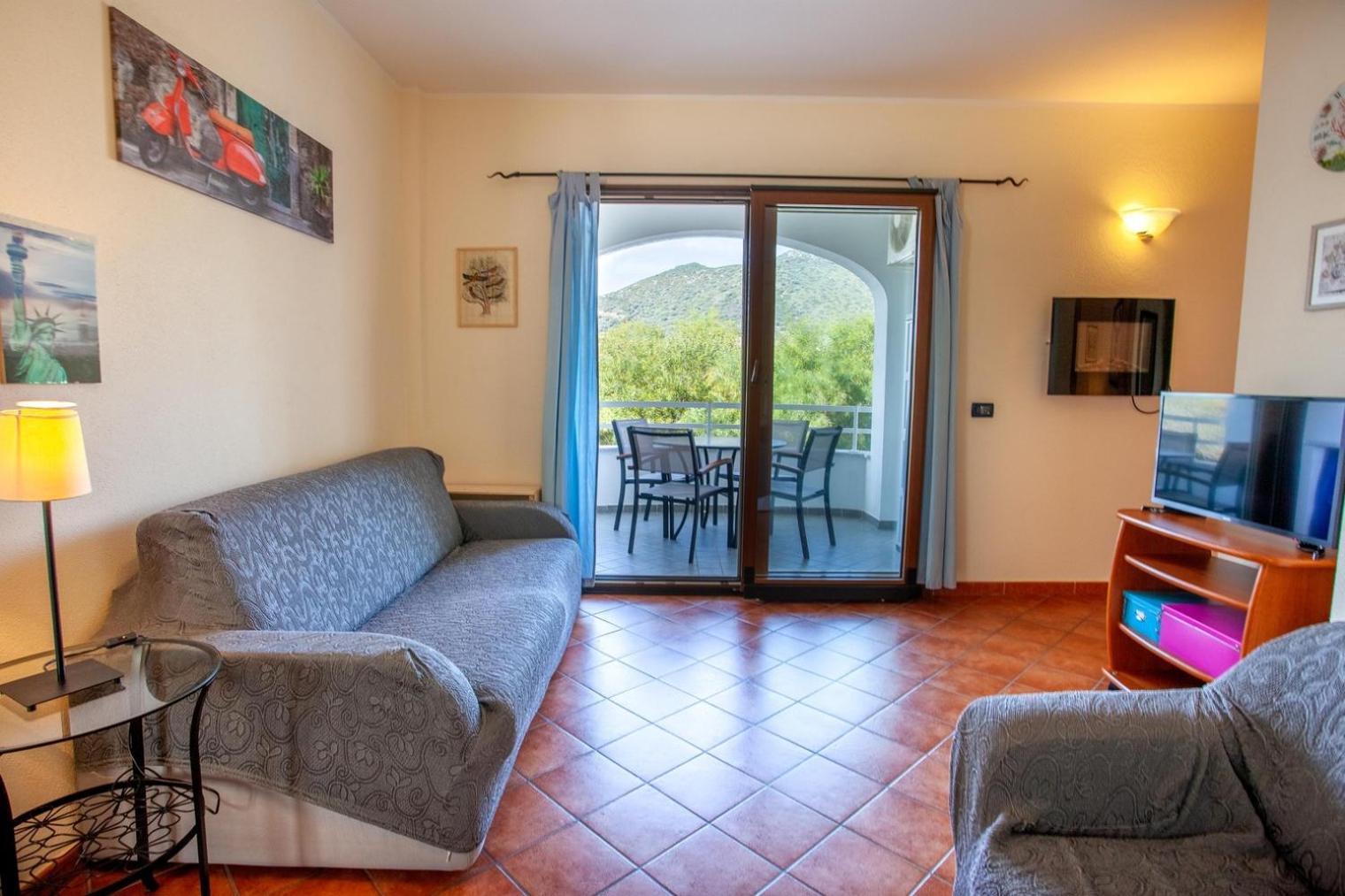 Le Residenze Blu Sardinia Aparthotel La Caletta Exterior photo